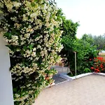 Stella Family House Pefki