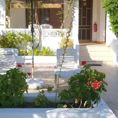 Stella Family House Pefki