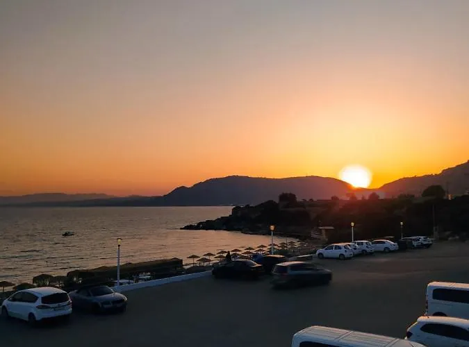 بيت للعطل Stella Family House