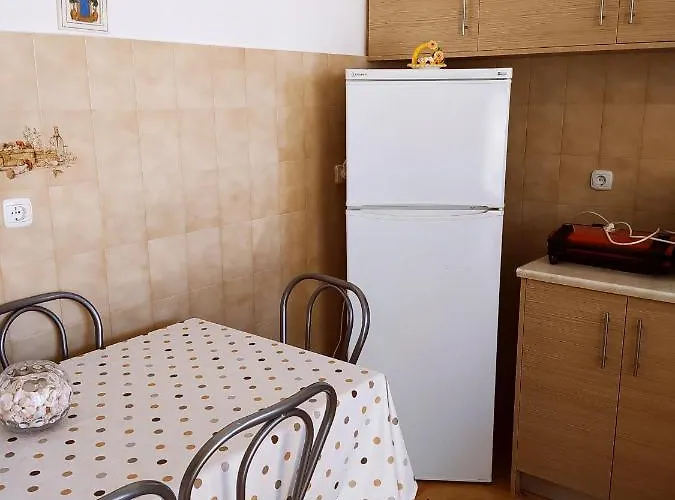 Stella Family House بيت للعطل *