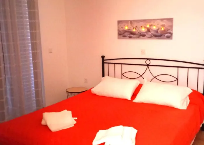 Stella Family House * Pefki